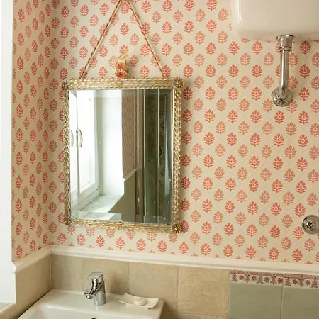 Janna 'e Mare 招待所 4*